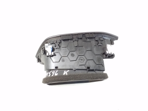 Opel Corsa F (2019–2026) Dashboard air vent grilles 39198545 - 3