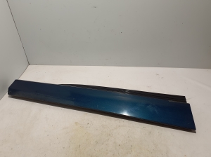 Front door molding - 4KE853959