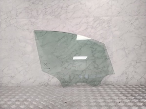 Priekšējo durvju stikls - A2947250200