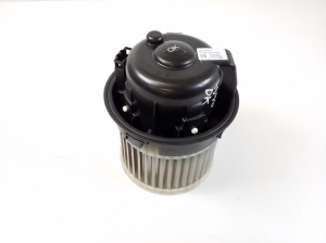 Opel Corsa F (2019–2026) Heater blower motor 7015011001 - 2