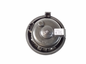 Opel Corsa F (2019–2026) Heater blower motor 7015011001 - 3