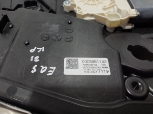 Mercedes Benz EQS 297 (2021–2026) Priekšējo durvju logu pacēlājs A2977200100 - 3