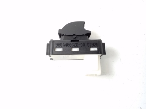 Opel Corsa F (2019–2026) Rear side door window switch 98044803ZD - 3