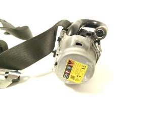 Opel Astra K (2015–2021) Eesmine turvavöö 39065887 - 2