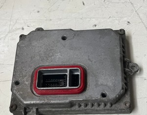BMW X3 F25 (2010–2017) Ksenoontulede juhtplokk 1307329115 - 2