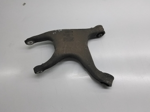 Bras de suspension arrière - 8R0505311B