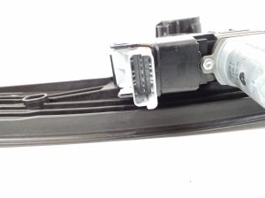 Opel Corsa F (2019–2026) Aizmugurējo durvju logu pacēlājs 9829045580 - 2