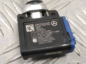 Mercedes Benz EQE X294 (2022–2026) Reifendrucksensor A0009058706 - 3