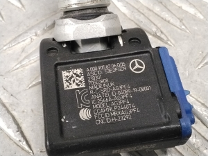 Mercedes Benz EQE X294 (2022–2026) Reifendrucksensor A0009058706 - 2