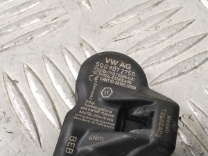 Volkswagen Touareg II (2010–2018) Reifendrucksensor 5Q0907275B - 2