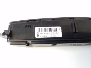 Mercedes Benz R-Class 251 (2006–2017) Warnblinkschalter A2518700610 - 3