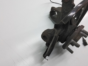 Land Rover Freelander (2006–2014) Front wheel hub LR006858 - 2