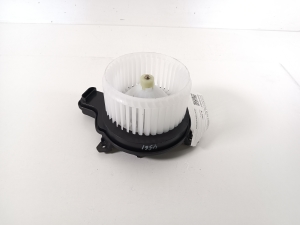   Moteur de ventilateur d’habitacle  - JX6A19846CC 