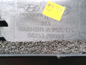 Kia Soul (2019–2026) Windshield pillar outer molding 86251K0000 - 3