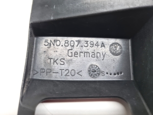 Volkswagen Tiguan (2007–2016) Rear bumper bracket 5N0807394A - 5