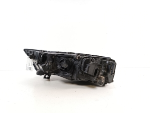 AUDI Q7 (2015–2026) Esituli 7713200002 - 7
