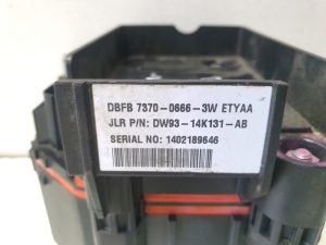 Jaguar XJ (2009–2026) Control unit 737006663W - 2