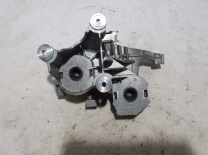 A/C compressor bracket - A2978306602