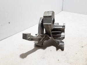 Mercedes Benz EQS 297 (2021–2026) A/C compressor bracket A2978306602 - 5