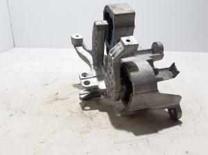 Mercedes Benz EQS 297 (2021–2026) A/C compressor bracket A2978306502 - 2
