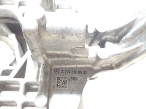 Mercedes Benz EQS 297 (2021–2026) A/C compressor bracket A2978306502 - 3