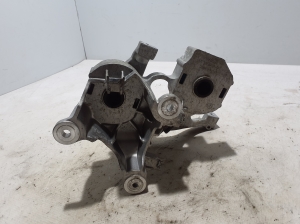 Mercedes Benz EQS 297 (2021–2026) A/C compressor bracket A2978306502 - 4