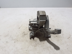 Mercedes Benz EQS 297 (2021–2026) A/C compressor bracket A2978306502 - 5