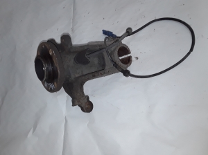 Peugeot 2008 (2013–2026) Front wheel hub 1607557480 - 3