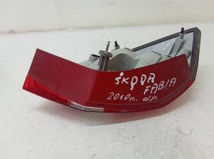 Skoda Fabia MK 2 (2007–2014) Eckleuchte hinten 5J6945096 - 2