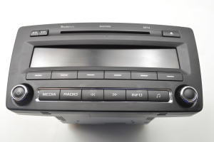 Skoda Yeti (2009–2017) Radio (head unit) 1Z0035161G - 3