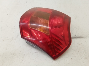 TOYOTA Corolla (2001–2007) Eckleuchte hinten 8156113570 - 2