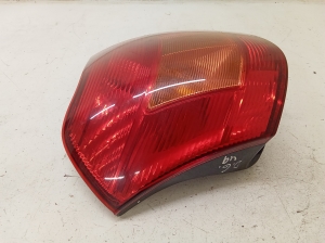 TOYOTA Corolla (2001–2007) Eckleuchte hinten 8155113600 - 5