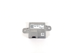   Steuergerät  - LJ8T14G113DC 