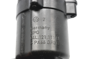 Volkswagen Passat B8 (2014–2023) Termostaadi korpus 04L121111H - 3