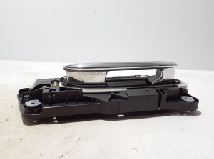 Mercedes Benz EQS 297 (2021–2026) Front door external opening handle and its details - 4