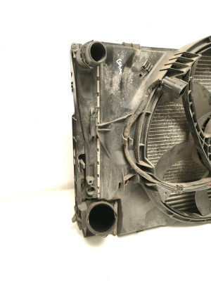 BMW 3 SERIES E90 (2004–2013) Kühlerpaket und seine Teile 7810247 - 9