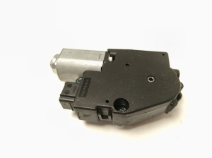 Citroen DS5 (2011–2019) Sunroof motor WR09C01AA - 5