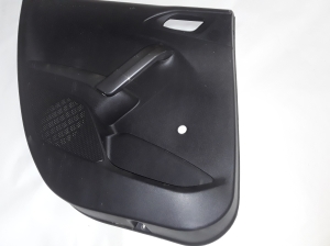 Peugeot 2008 (2013–2026) Tagumise küljeukse polster 96763548ZD - 5