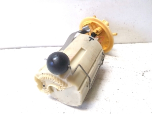 VOLVO S60 I (2000–2009) Kütusepump paagis 8621966 - 4