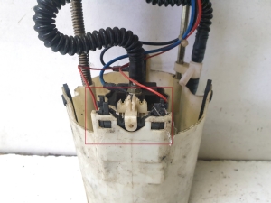 Mercedes Benz Sprinter /906/ (2006–2018) Kraftstoffpumpe 9064701894 - 3