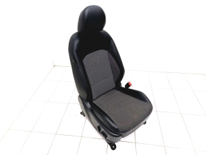Kia Soul (2019–2026) Front seat and its parts - 3