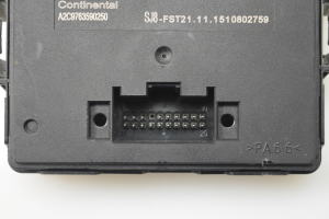 Volkswagen Passat B8 (2014–2023) Juhtplokk 5Q0907530AJ - 4