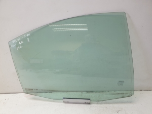 Rear side door glass - 43R001105