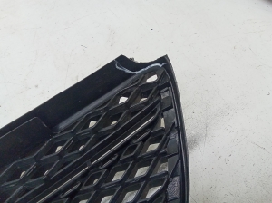 TOYOTA Corolla (2001–2007) Kühlergrill 531111A480 - 2