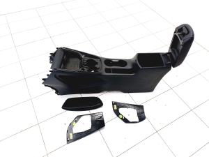 Kia Soul (2019–2026) Center console 84631J2000 - 3