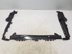 Mercedes Benz C-Class 206 (2021–2026) Muu kaitse A2068890000 - 2