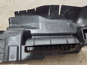 Mercedes Benz C-Class 206 (2021–2026) Muu kaitse A2068890000 - 5