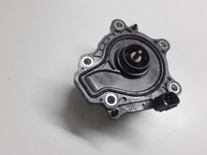 TOYOTA Prius W50 (2015–2020) Veepump 161A039035 - 2