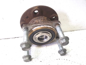 VOLVO S60 I (2000–2009) Rear wheel hub - 2