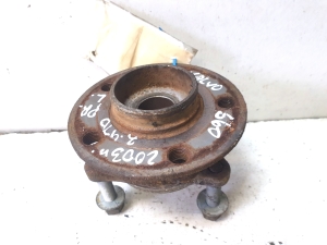 Front wheel hub - 9461944